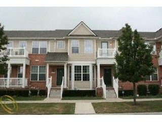 Foto del edificio - 3 br, 3.5 bath Condo - 13315 St Ervin Ave