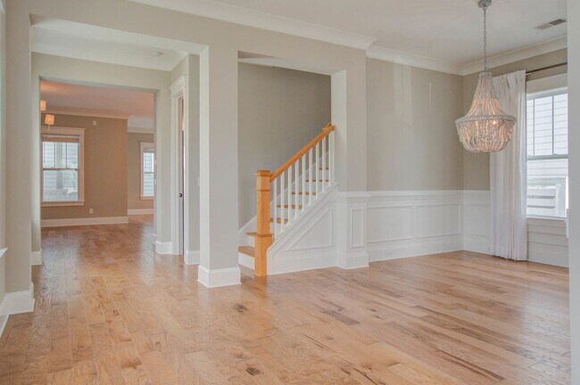 Building Photo - 1636 Juliana St