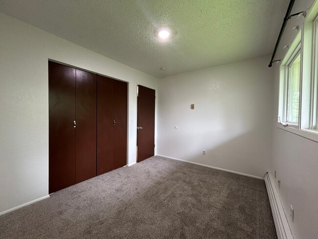 Foto del edificio - 1710 Muldoon Cir