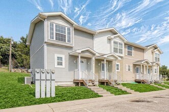 Building Photo - 516 Jerry Dr