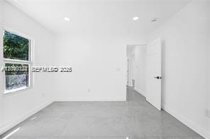 Building Photo - 1301 Sharar Ave