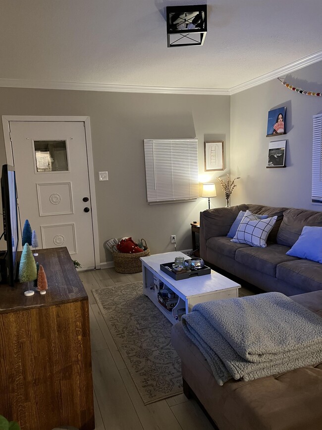 Foto del edificio - 3201 S Haven Rd
