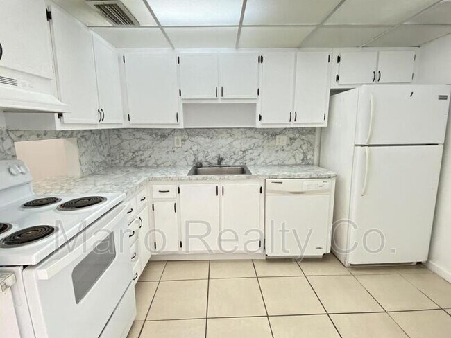 Foto del edificio - 19255 NE 2nd Ave