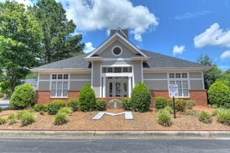 Building Photo - 3652 Melrose Cottage Dr