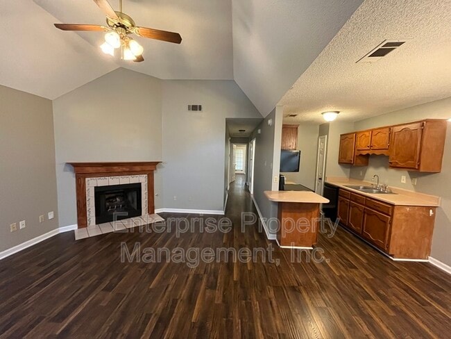 Building Photo - 1744 Camille Way