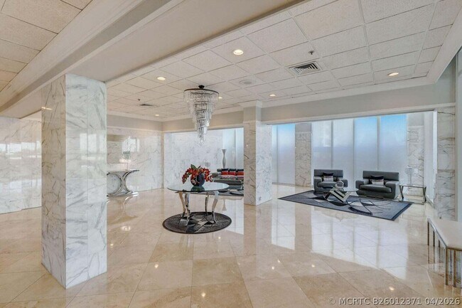 Foto del edificio - 5440 N Ocean Dr