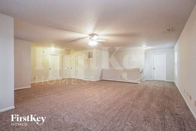 Building Photo - 679 Harvest Meadow Way