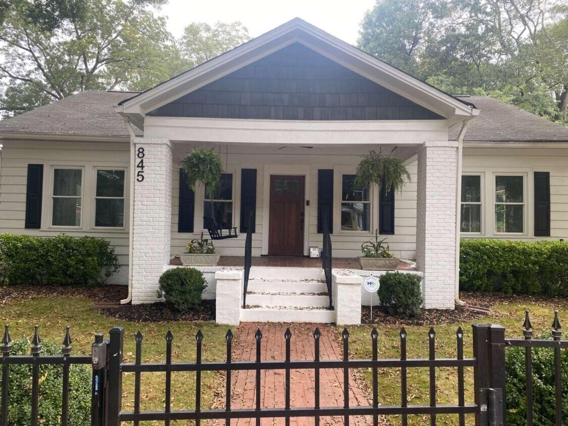 Primary Photo - 845 Charles Allen Dr NE