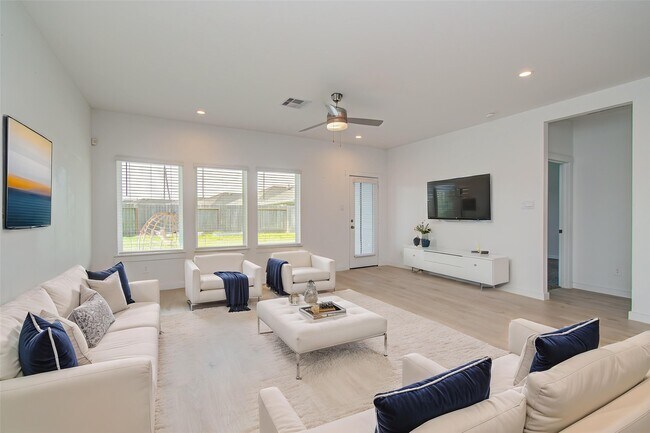 Building Photo - 3106 Langley Bnd Ln