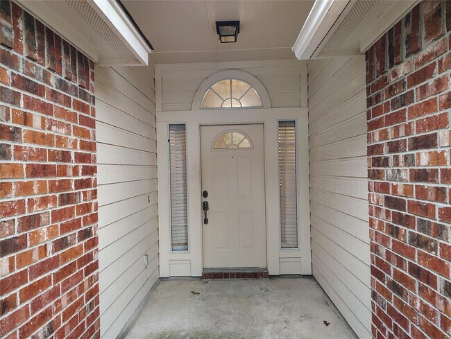 Foto del edificio - 3109 Lynnbrook Dr