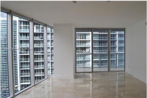 Building Photo - 495 Brickell Ave