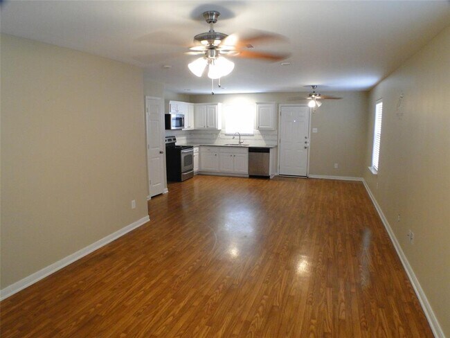 Foto del edificio - 4507 Sunflower Creek Ln