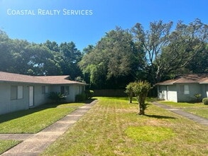 Building Photo - 322 Pelham Rd