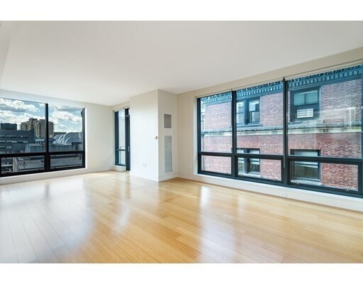 Building Photo - 45 Province St
