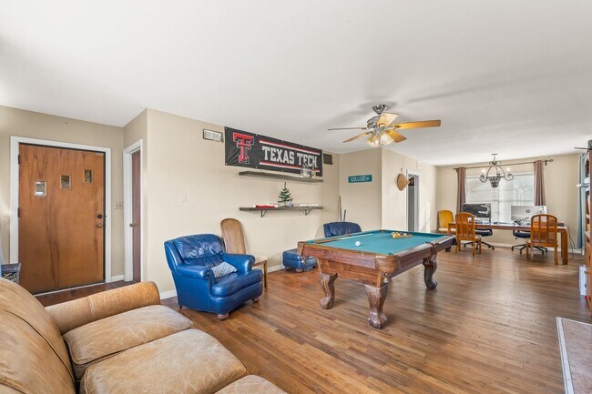 Building Photo - Four Bedroom Home in Tech Terrace, Pre-Lea...