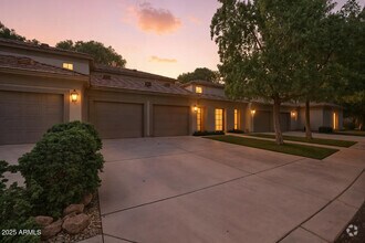 Building Photo - 7401 W Arrowhead Clubhouse Dr
