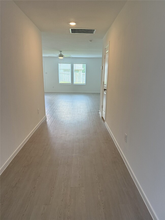 Building Photo - 25777 John Wayne Dr