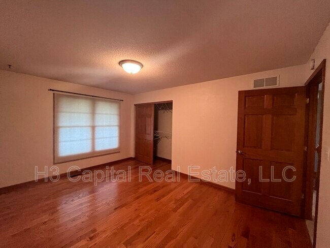 Foto del edificio - 810 South Moreland Rd