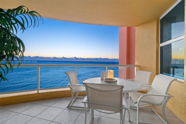 Foto del edificio - 2100 N Ocean Blvd