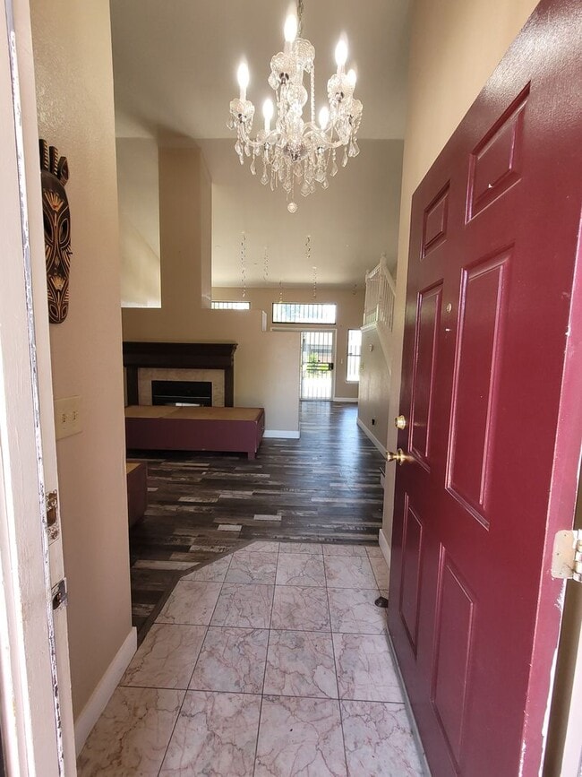 Building Photo - 1703 Diablo Creek Dr