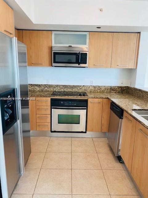 Foto del edificio - 9066 SW 73rd Ct