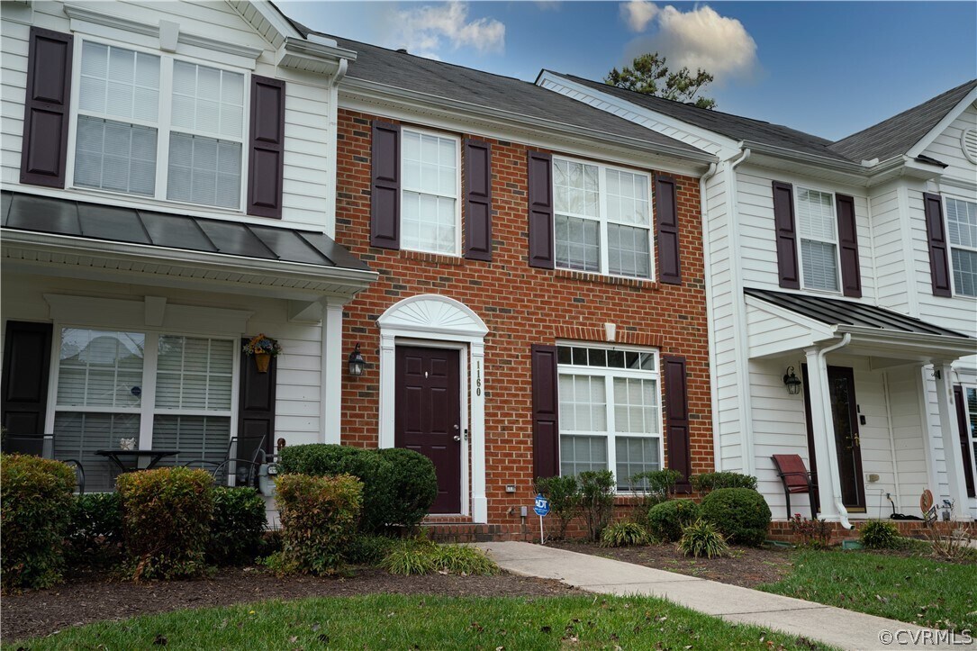 Primary Photo - 1160 Grand Brook Dr