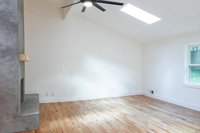 Foto del edificio - 1 Woodbridge Way