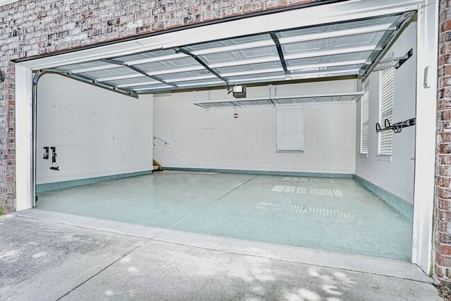 Photo - 100 Little Pond Dr House