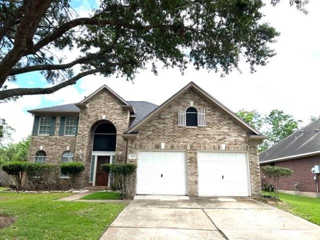 Primary Photo - 2423 Piney Woods Dr