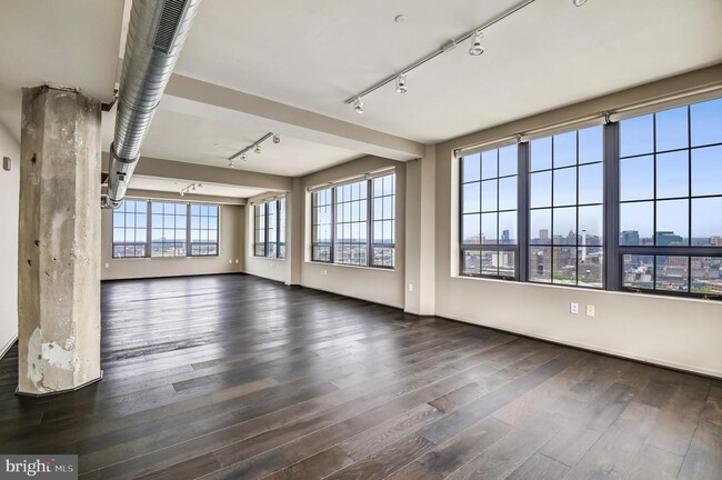 Building Photo - 1200 Steuart St