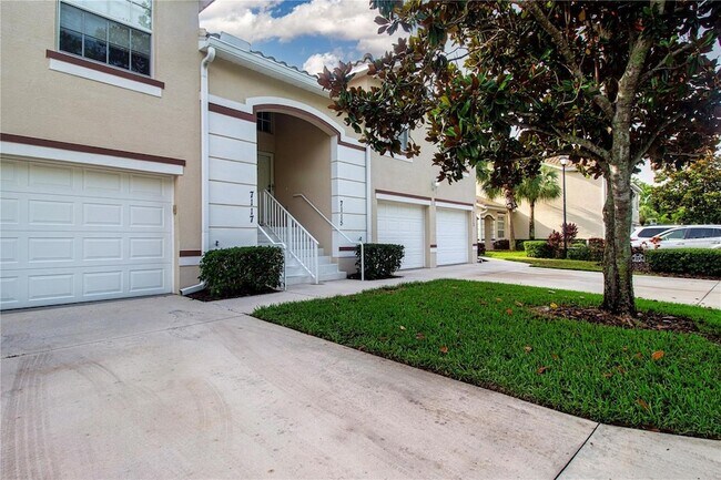Foto del edificio - 7117 Strand Cir