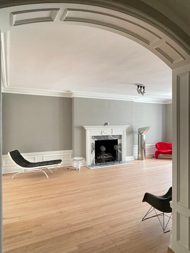Foto del edificio - 3800 N Lake Shore Dr