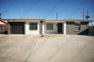Building Photo - 10404 Helican Pl