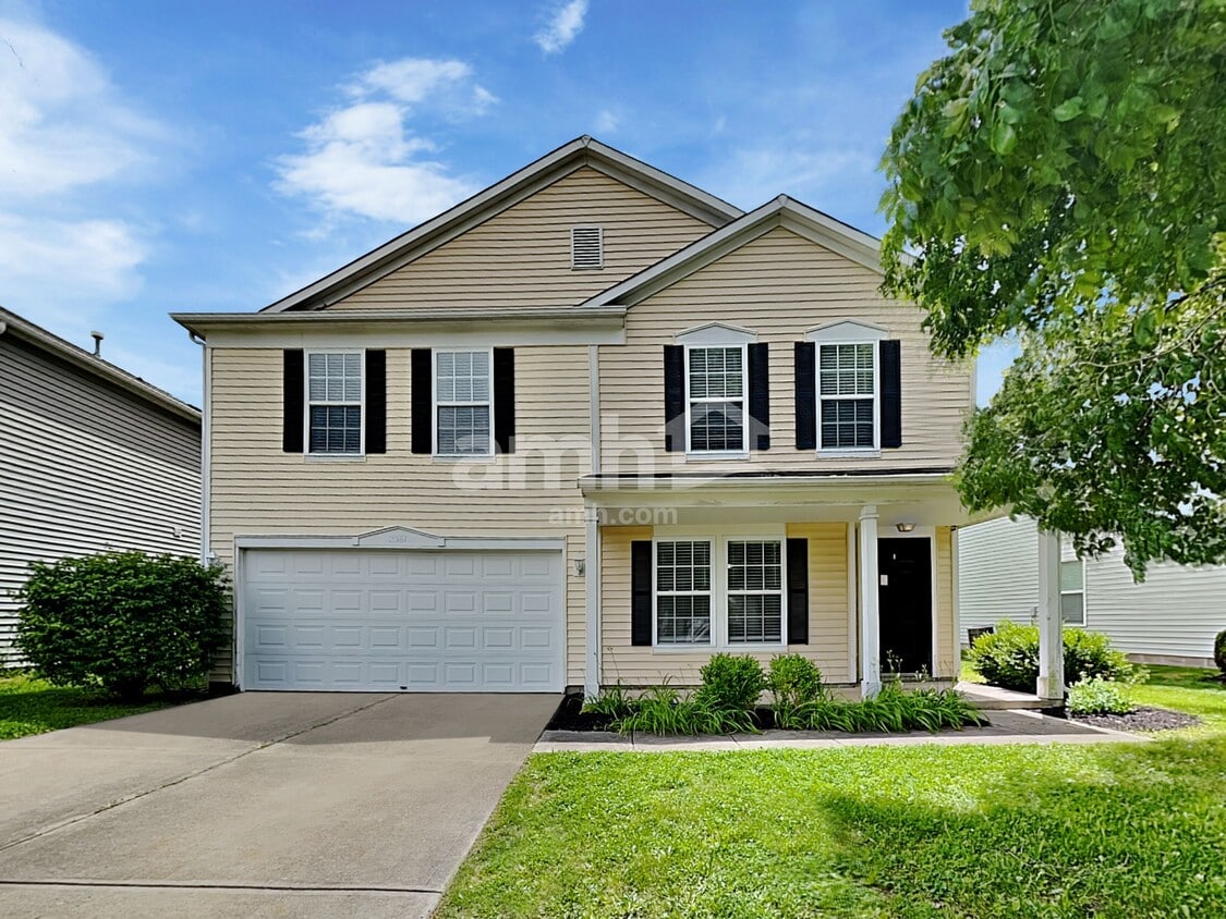 Primary Photo - 2361 Blackthorn Dr