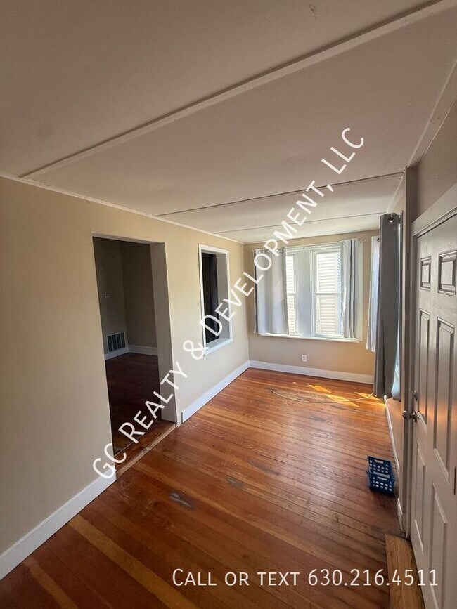 Foto del edificio - 1702 N Campbell Ave