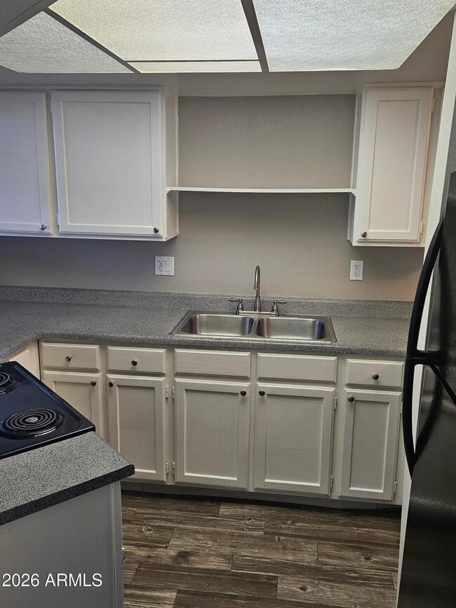 Foto del edificio - 835 N Granite Reef Rd