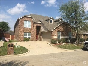 Building Photo - 8304 Hitching Tr