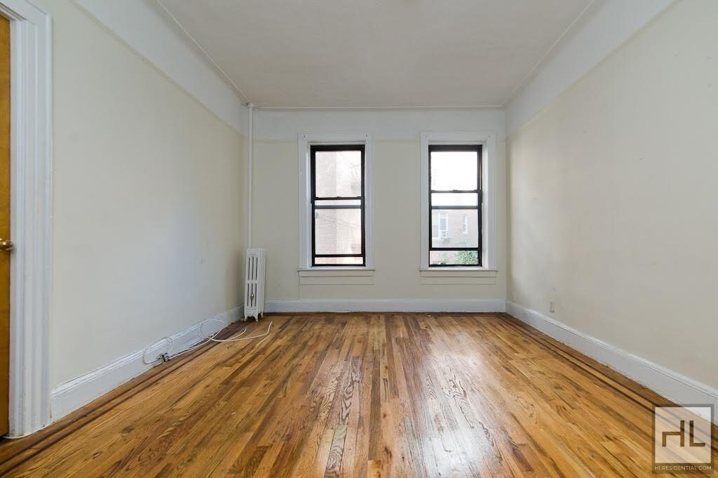 Foto del edificio - 900 E 18th St