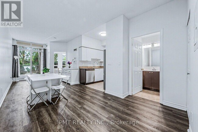 Building Photo - 388 Prince of Wales Dr