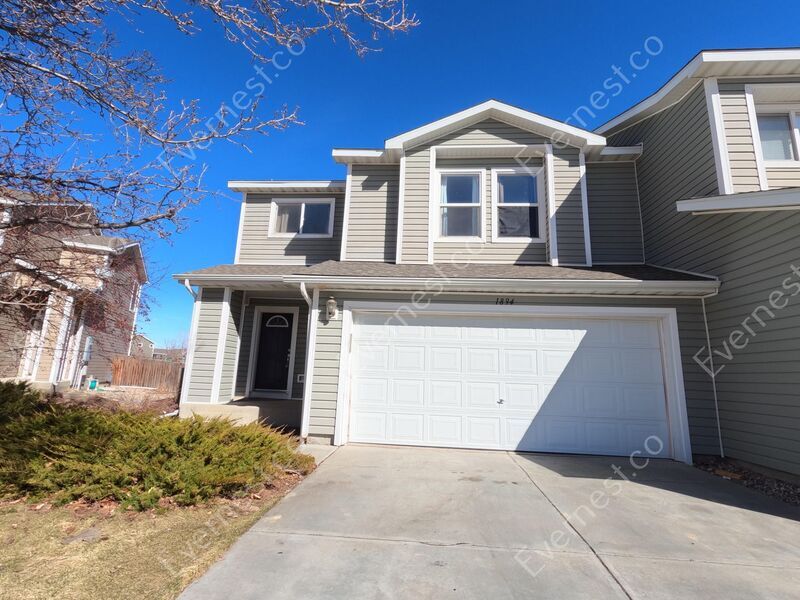 Foto principal - 1894 Dove Creek Cir