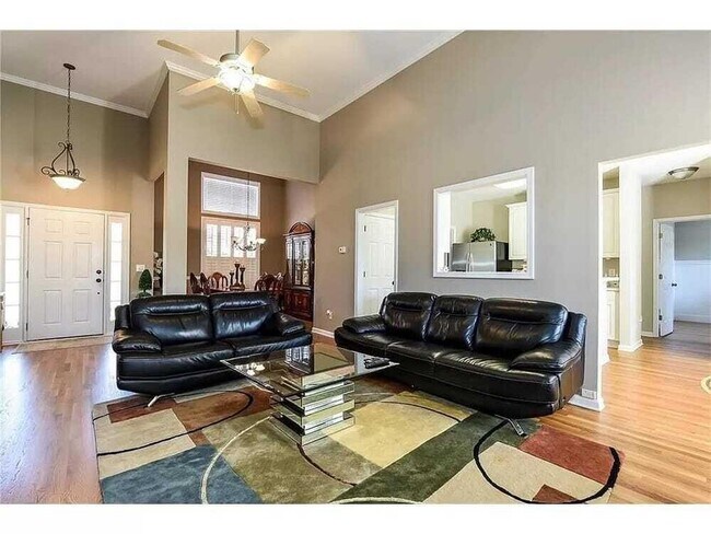 Foto del edificio - 2479 Sandstone Pl NE