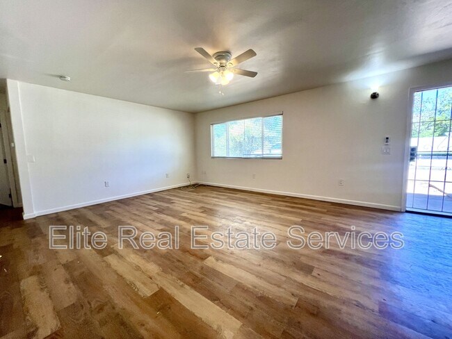 Building Photo - 1538 Sams Hill Rd