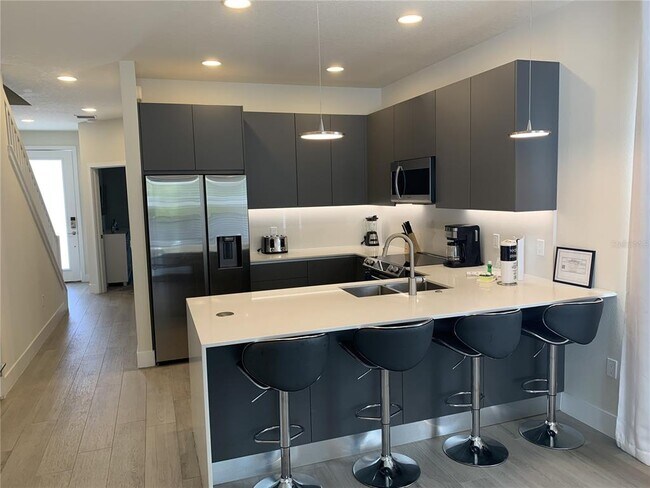 Foto del edificio - 17301 Hidden Forest Dr