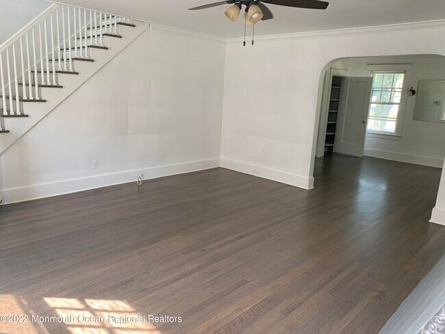 Foto del edificio - 506 Westwood Ave