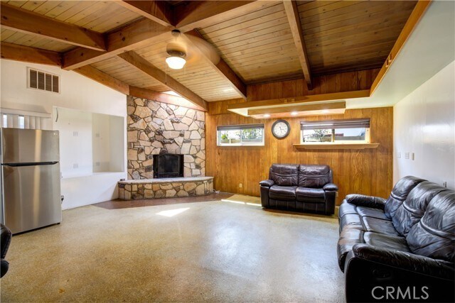 Foto del edificio - 10505 St James Ave