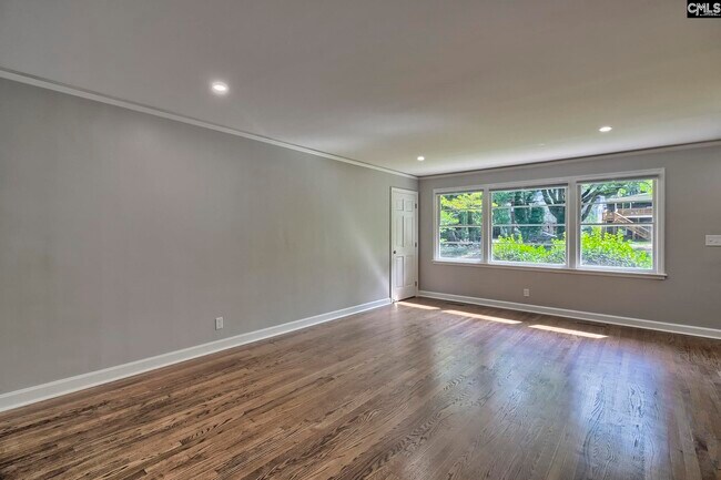 Building Photo - 201 Waccamaw Ave