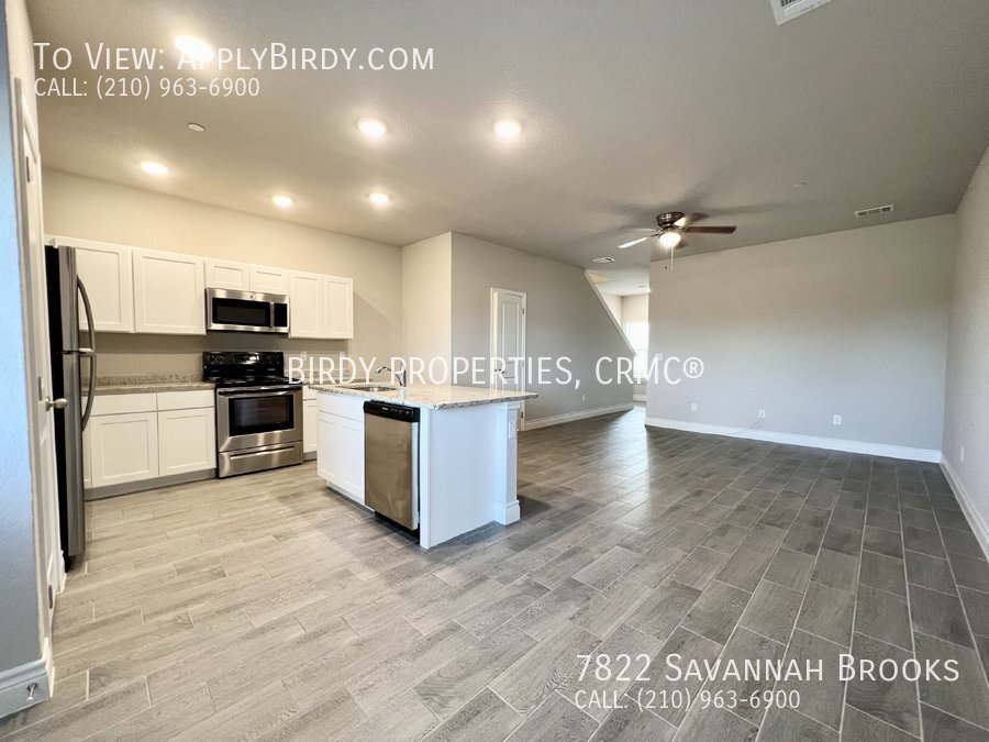 3 Bedroom 2.5 Townhome Unit in Live Oak Townhome Rentals in Live Oak