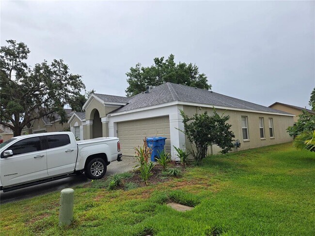 Building Photo - 29646 Bright Ray Pl