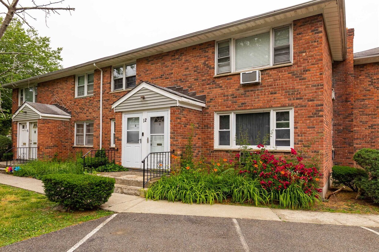 1668 US9 Unit 12 G, Wappingers Falls, NY 12590 Condo for Rent in Wappingers Falls, NY