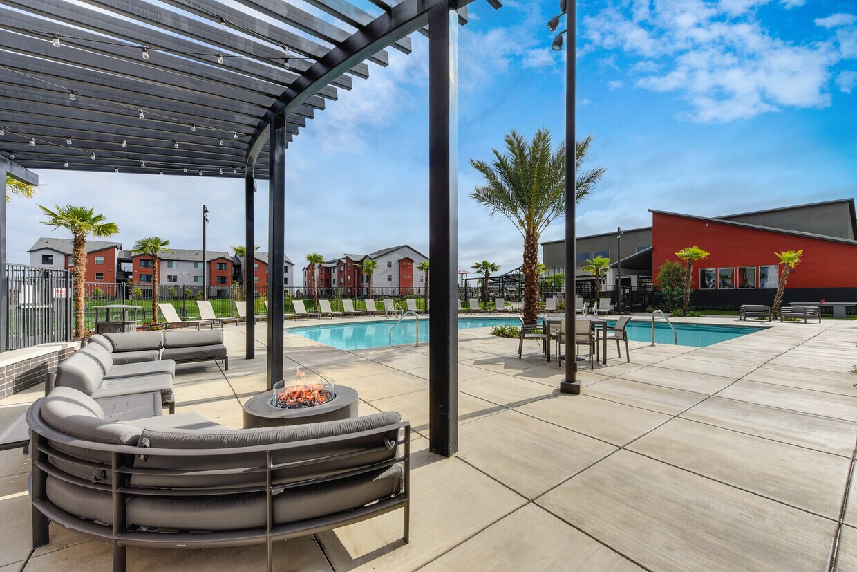 The Atherton Apartments Manteca, CA